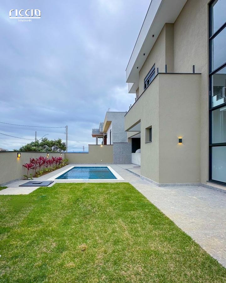 Casa em Condomínio à venda no Bairro da Floresta — imagem 21 de 43