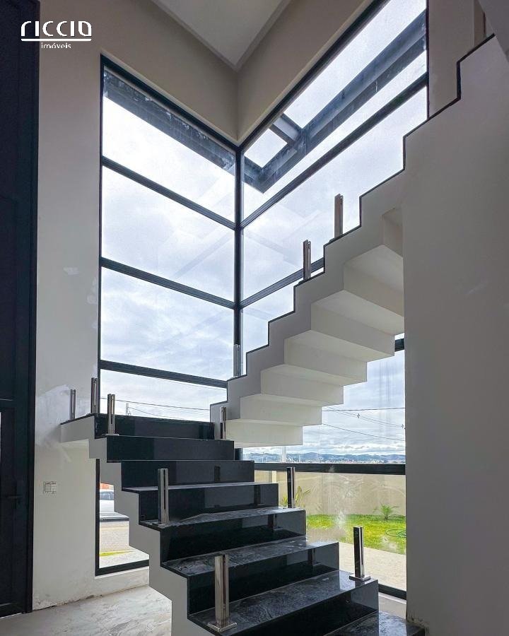 Casa em Condomínio à venda no Bairro da Floresta — imagem 24 de 43