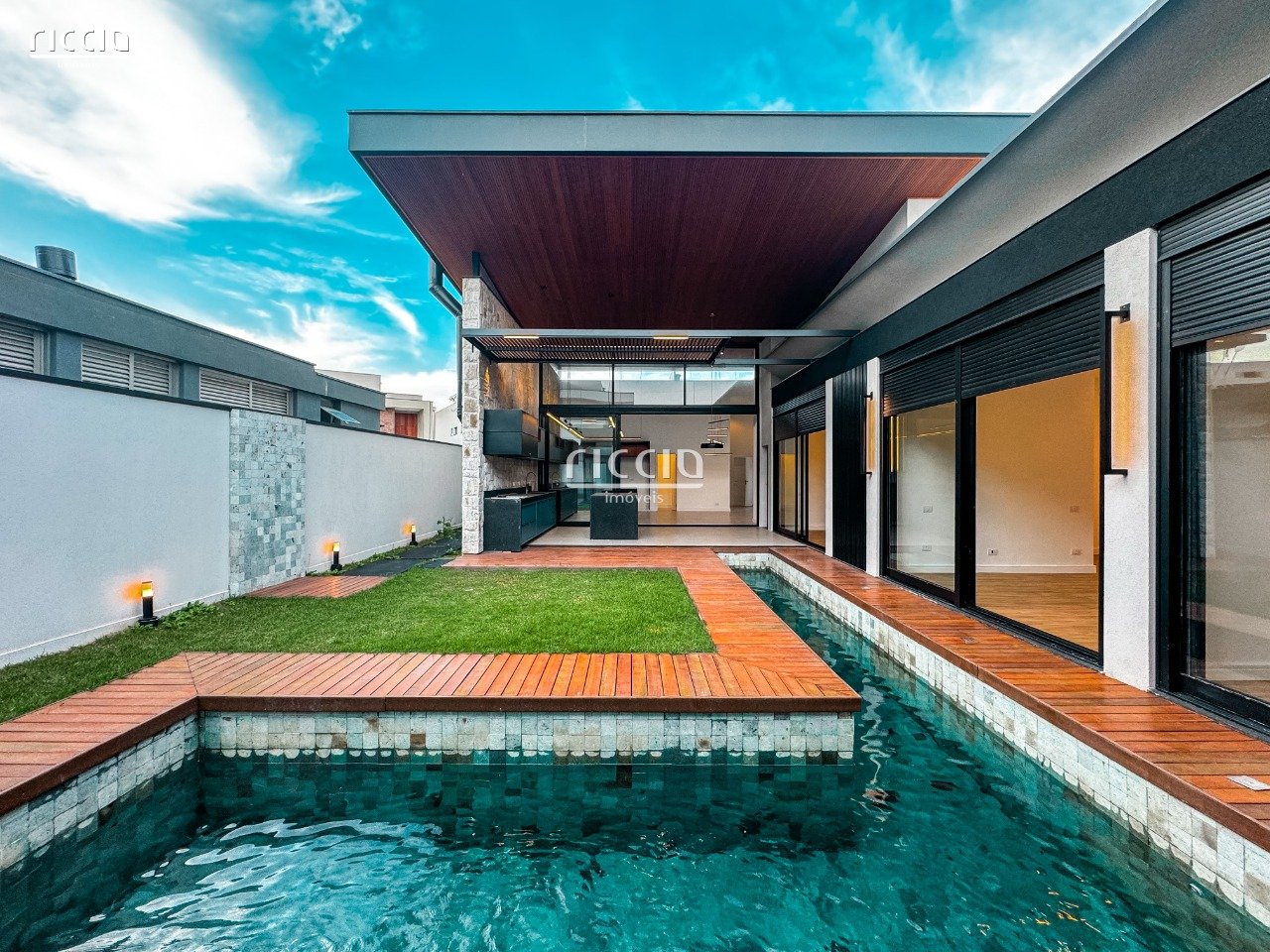 Casa em Condomínio à venda no Urbanova — ambiente interno