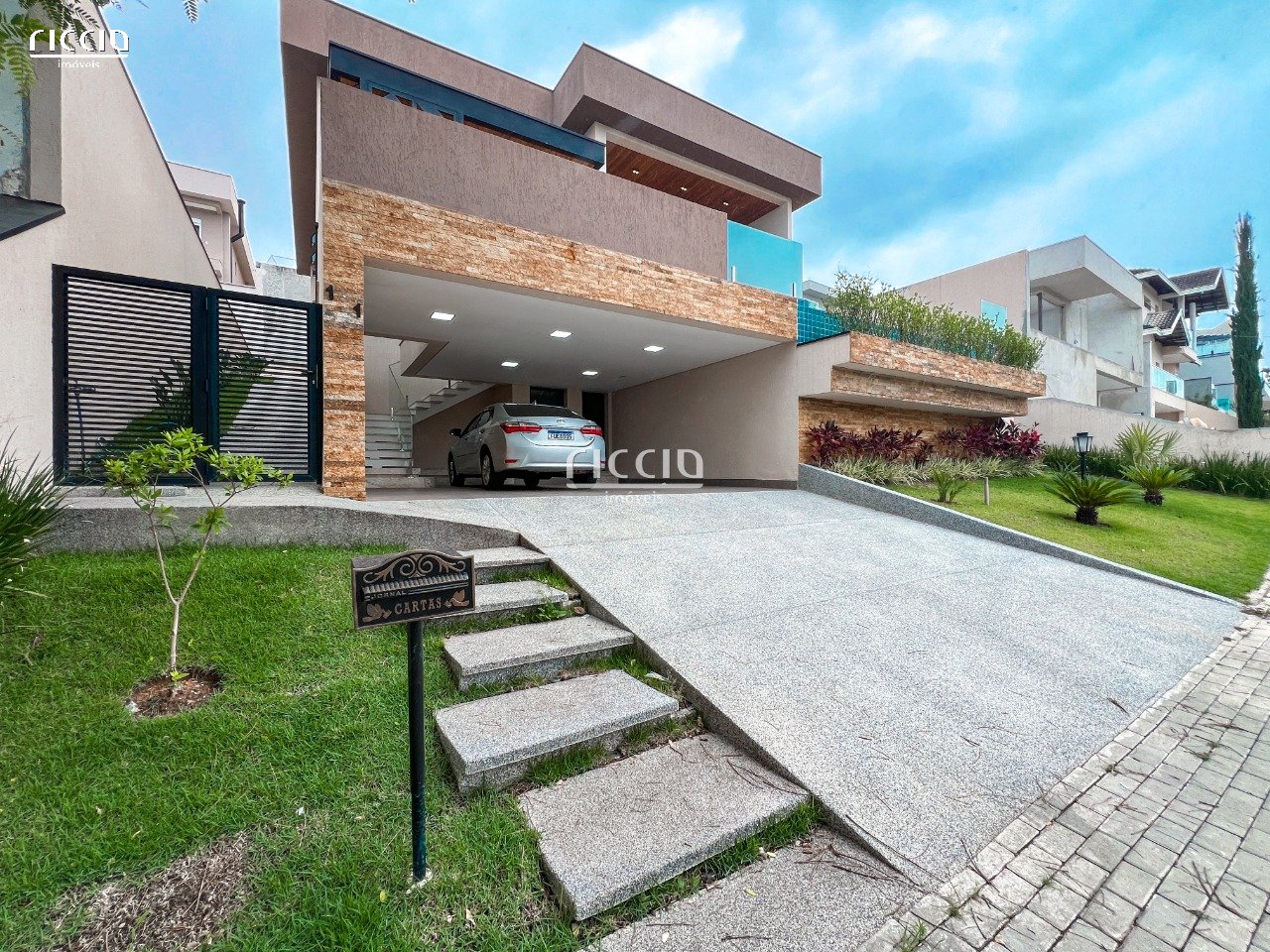 Casa em Condomínio à venda no Urbanova — ambiente interno