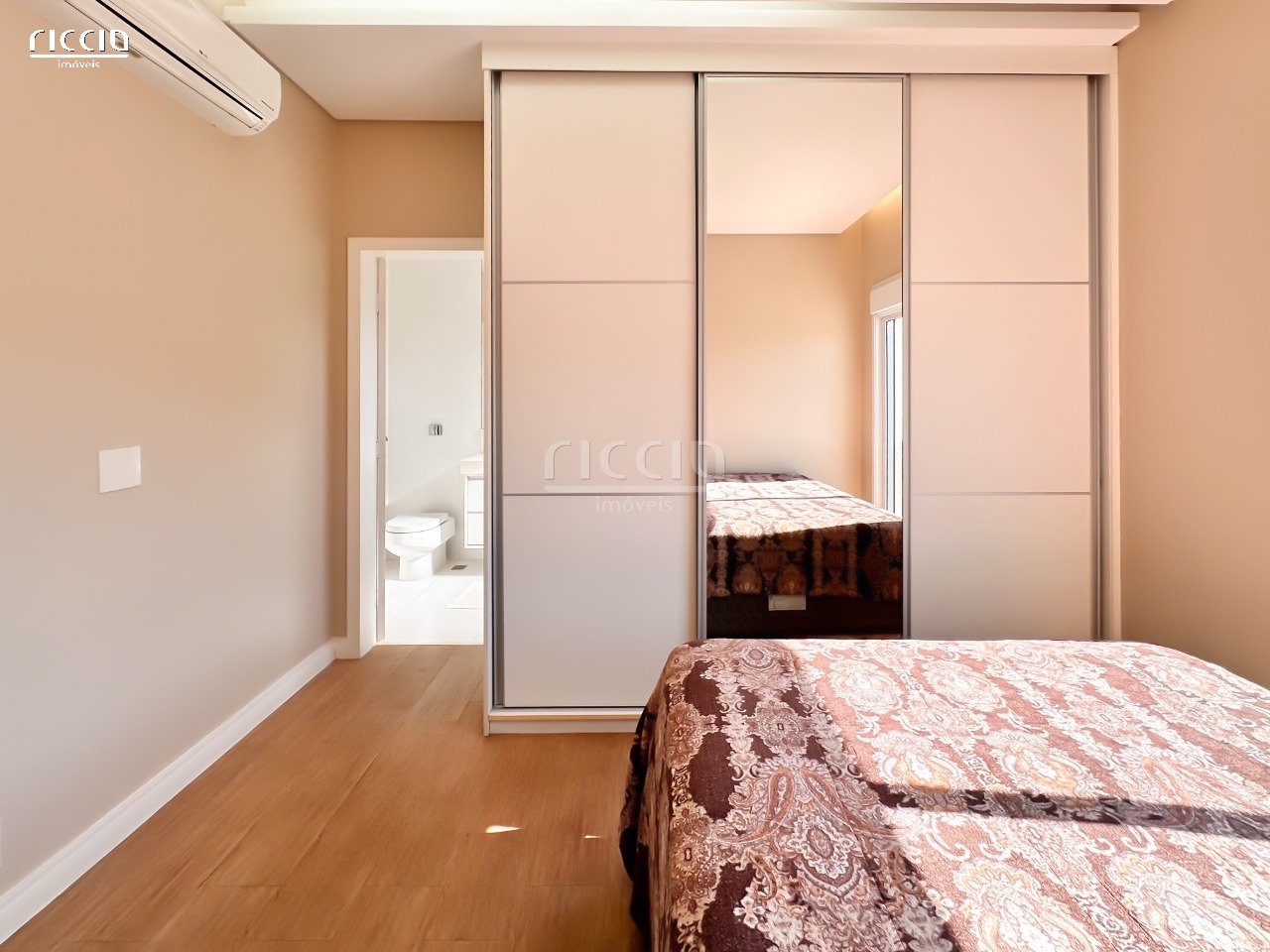 Casa em Condomínio à venda no Condomínio Residencial Montserrat — imagem 60 de 75