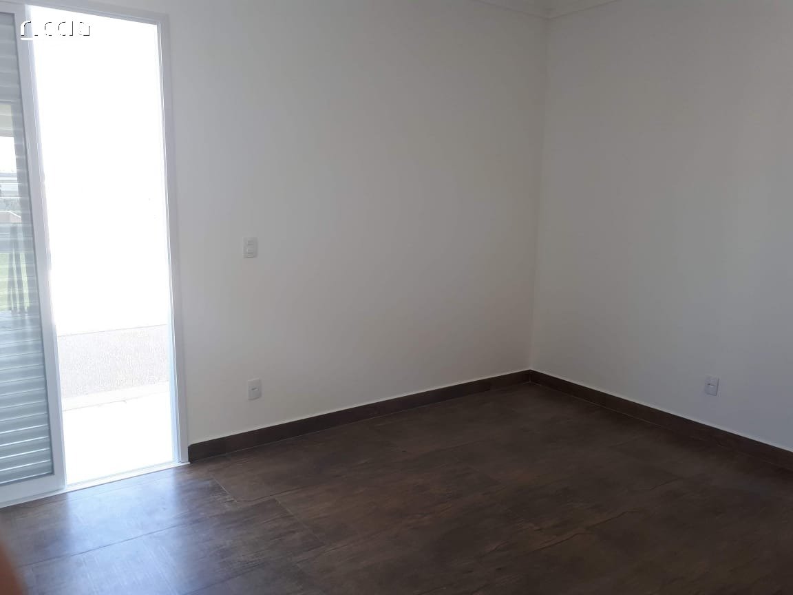 Casa em Condomínio à venda no Residencial Terras do Vale — ambiente interno