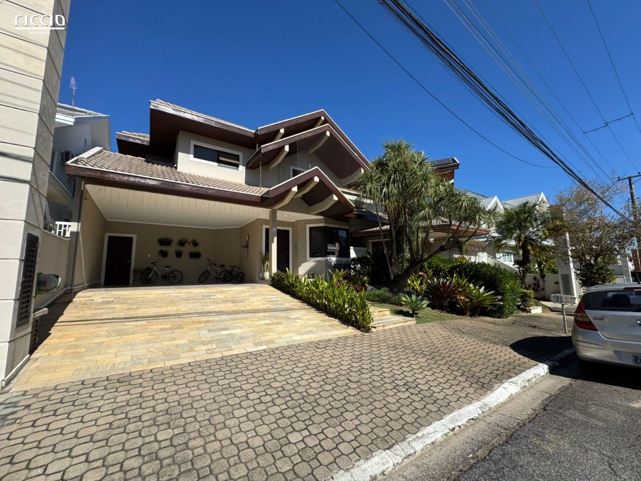 Sobrado Jd Aquarius, 4 suites