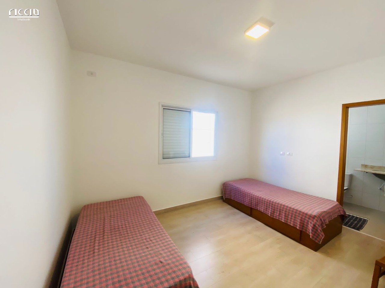Casa em Condomínio à venda no Urbanova — ambiente interno