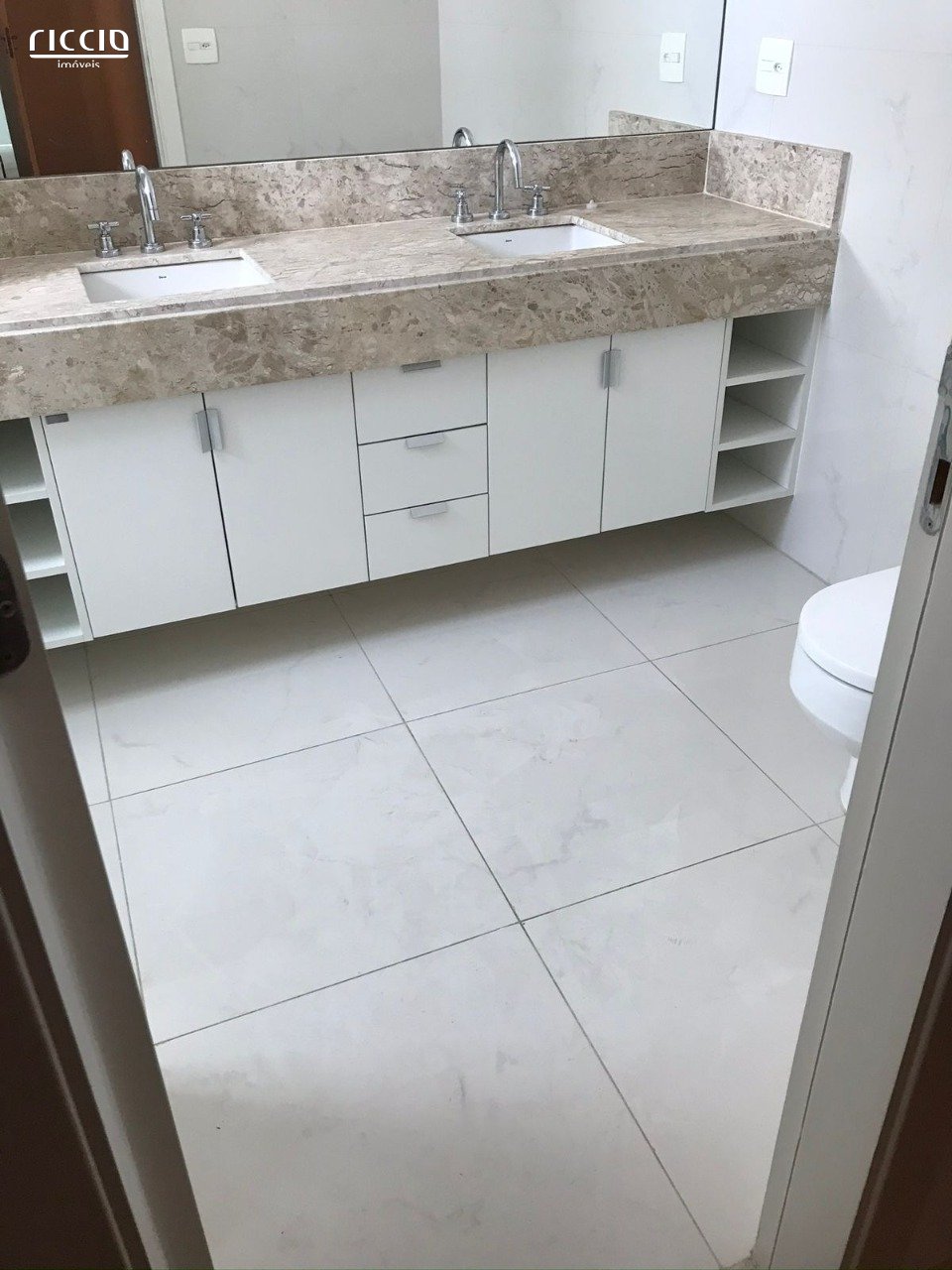 Apartamento à venda no Jardim das Colinas — imagem 13 de 15