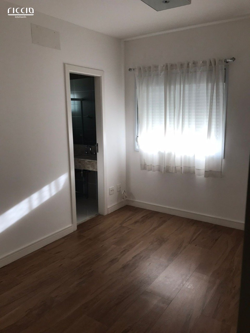 Apartamento à venda no Jardim das Colinas — imagem 12 de 15