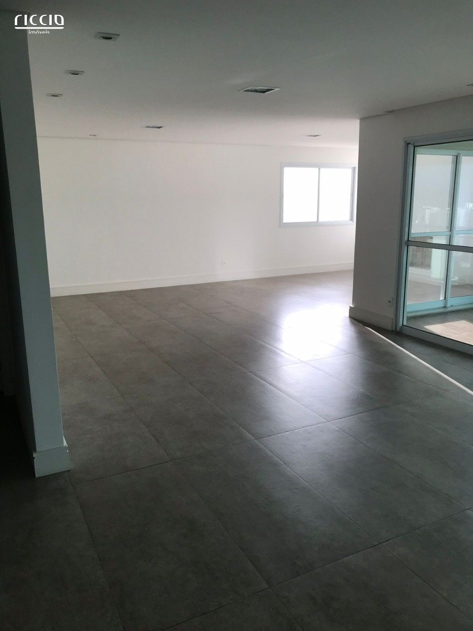 Apartamento à venda no Jardim das Colinas — detalhe do imóvel