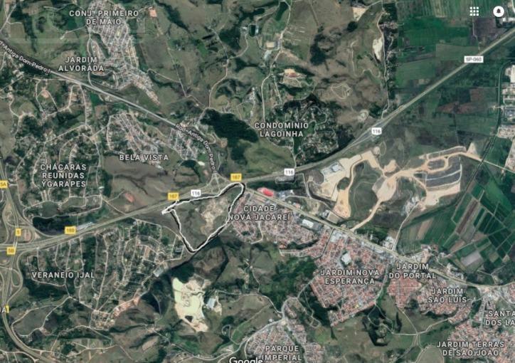 Terreno à venda no Parque Meia Lua — detalhe do imóvel