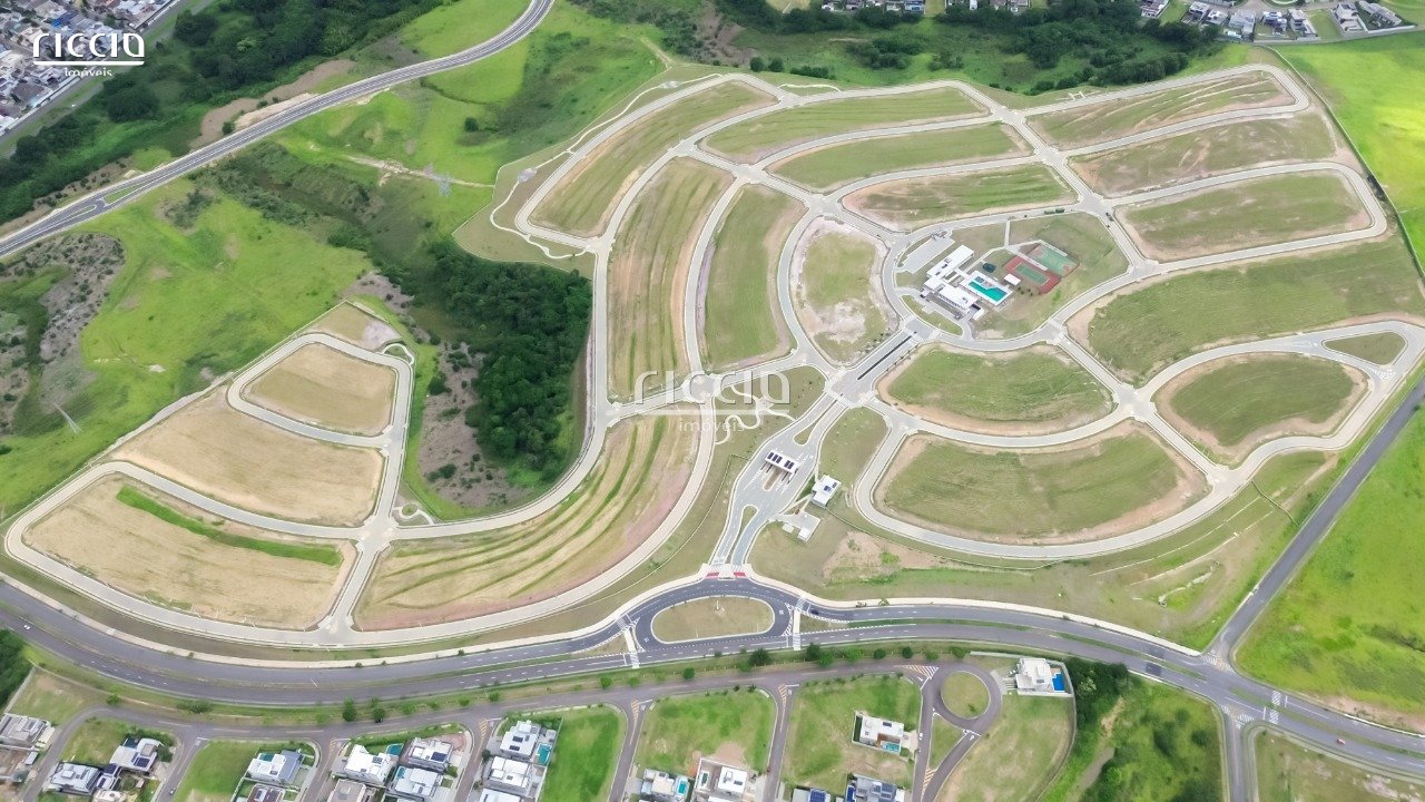 Terreno PLANO ao Lado do Lazer 430,00 m2 de ESQUINA na parte Alta no Cond. Terras Alpha em São José dos Campos