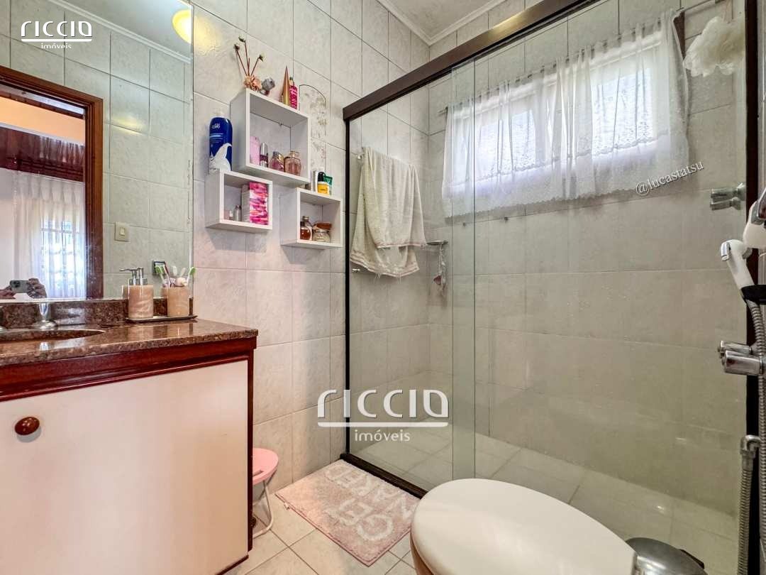 Casa em Condomínio à venda no Jardim das Colinas — imagem 22 de 32