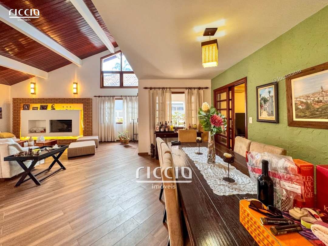 Casa em Condomínio à venda no Jardim das Colinas — imagem 6 de 32