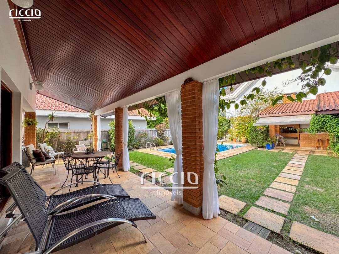 Casa em Condomínio à venda no Jardim das Colinas — imagem 17 de 32
