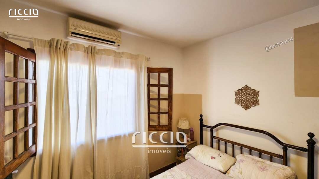 Casa em Condomínio à venda no Jardim das Colinas — imagem 26 de 32