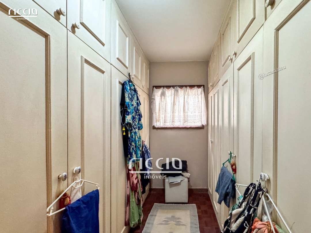 Casa em Condomínio à venda no Jardim das Colinas — imagem 31 de 32