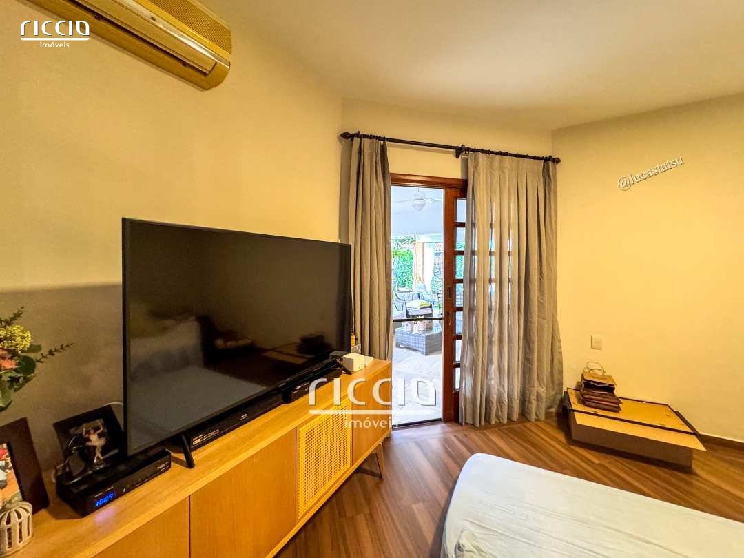 Casa em Condomínio à venda no Jardim das Colinas — imagem 9 de 32