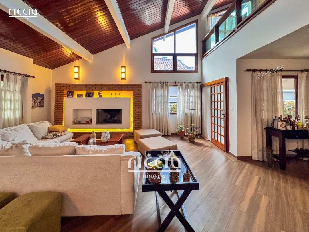 Casa em Condomínio à venda no Jardim das Colinas — imagem 4 de 32