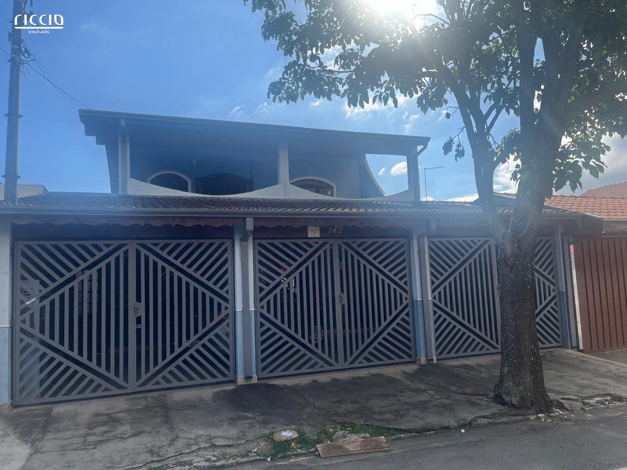 Casa à venda no Bosque dos Eucaliptos — ambiente interno