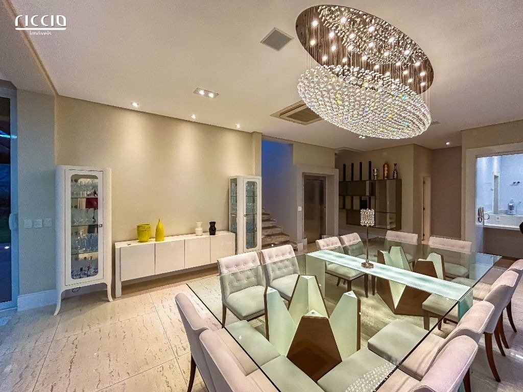 Casa em Condomínio à venda no Jardim Torrão de Ouro — detalhe do imóvel
