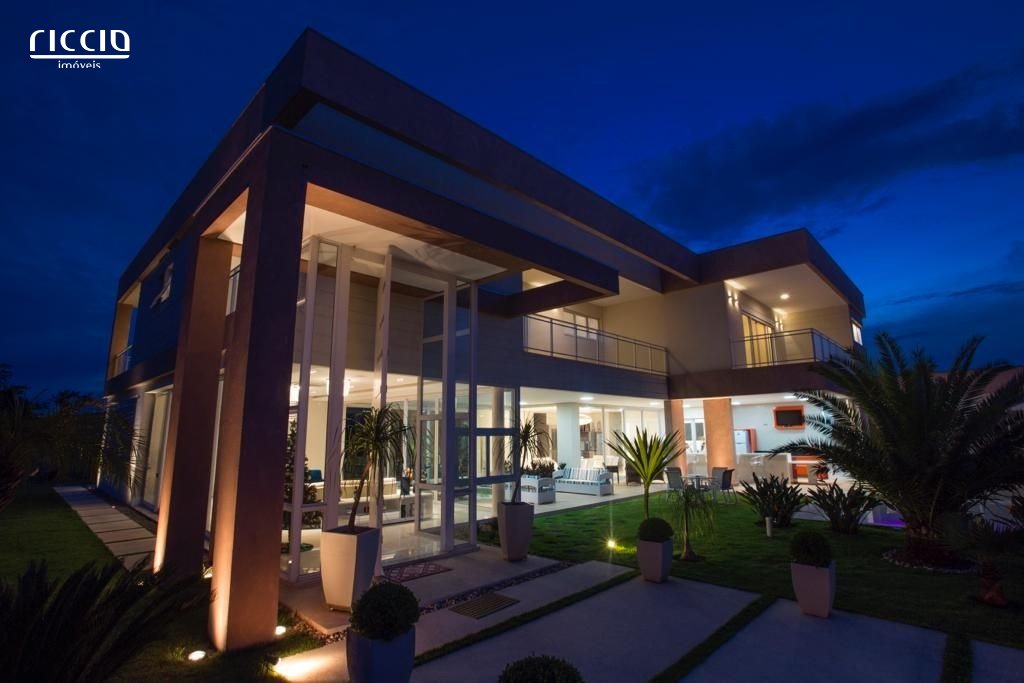 Casa em Condomínio à venda no Jardim Torrão de Ouro — ambiente interno
