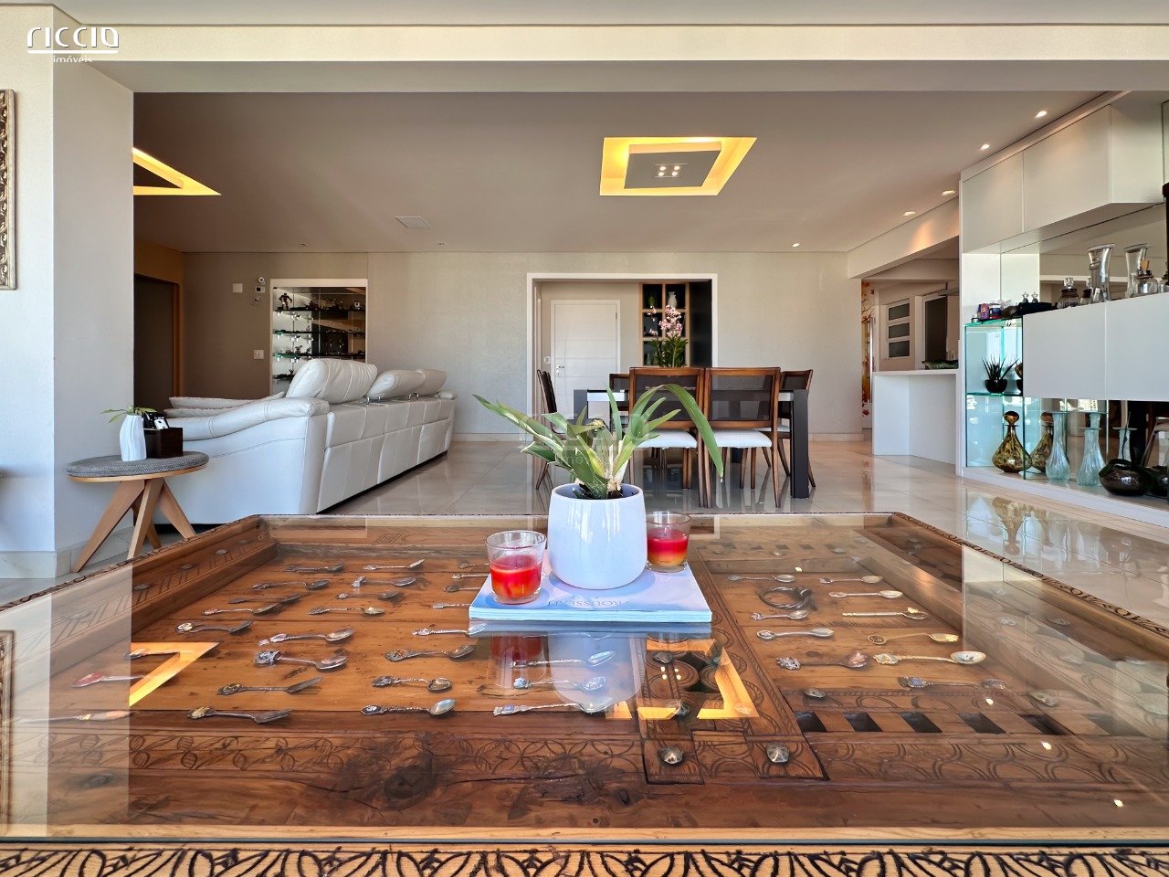 Apartamento à venda no Jardim Aquarius — ambiente interno