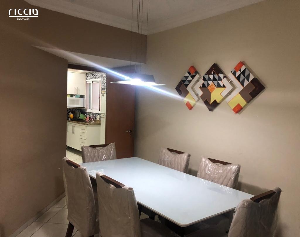 Apartamento à venda no Jardim Apolo — detalhe do imóvel