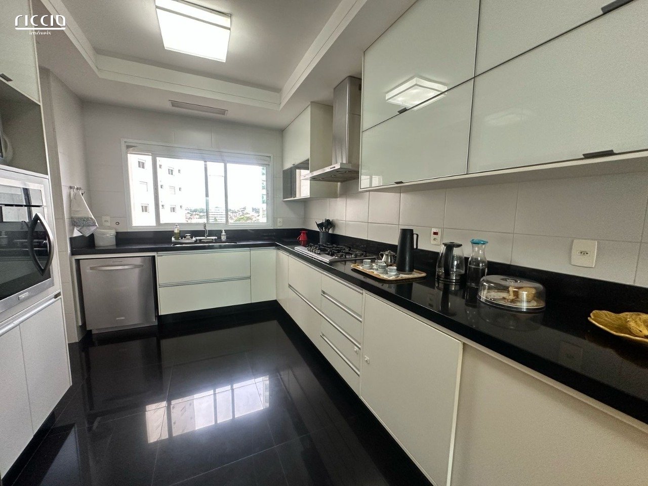 Apartamento à venda no Jardim das Colinas — imagem 7 de 12