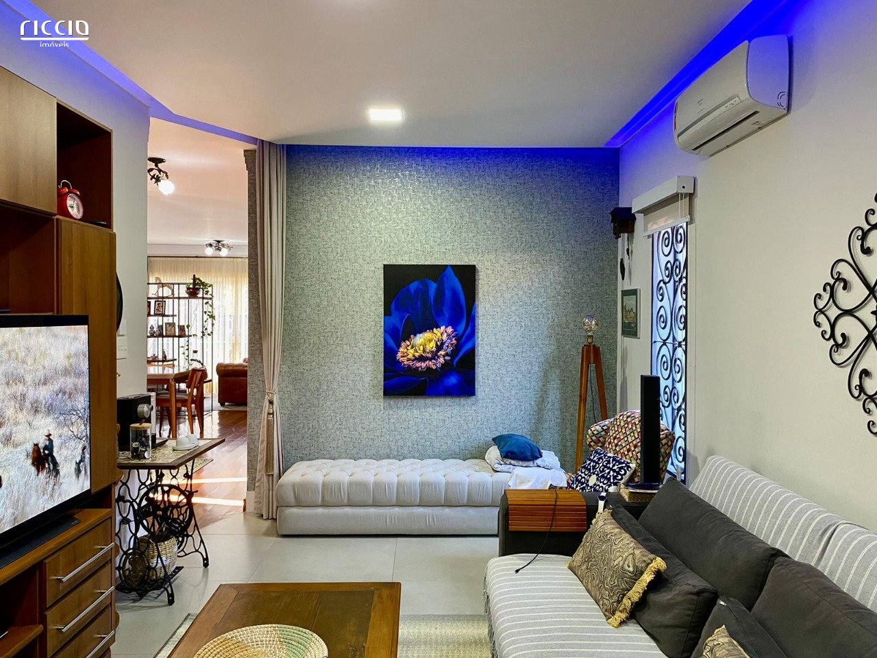 Casa em Condomínio à venda no Jardim das Colinas — imagem 22 de 49