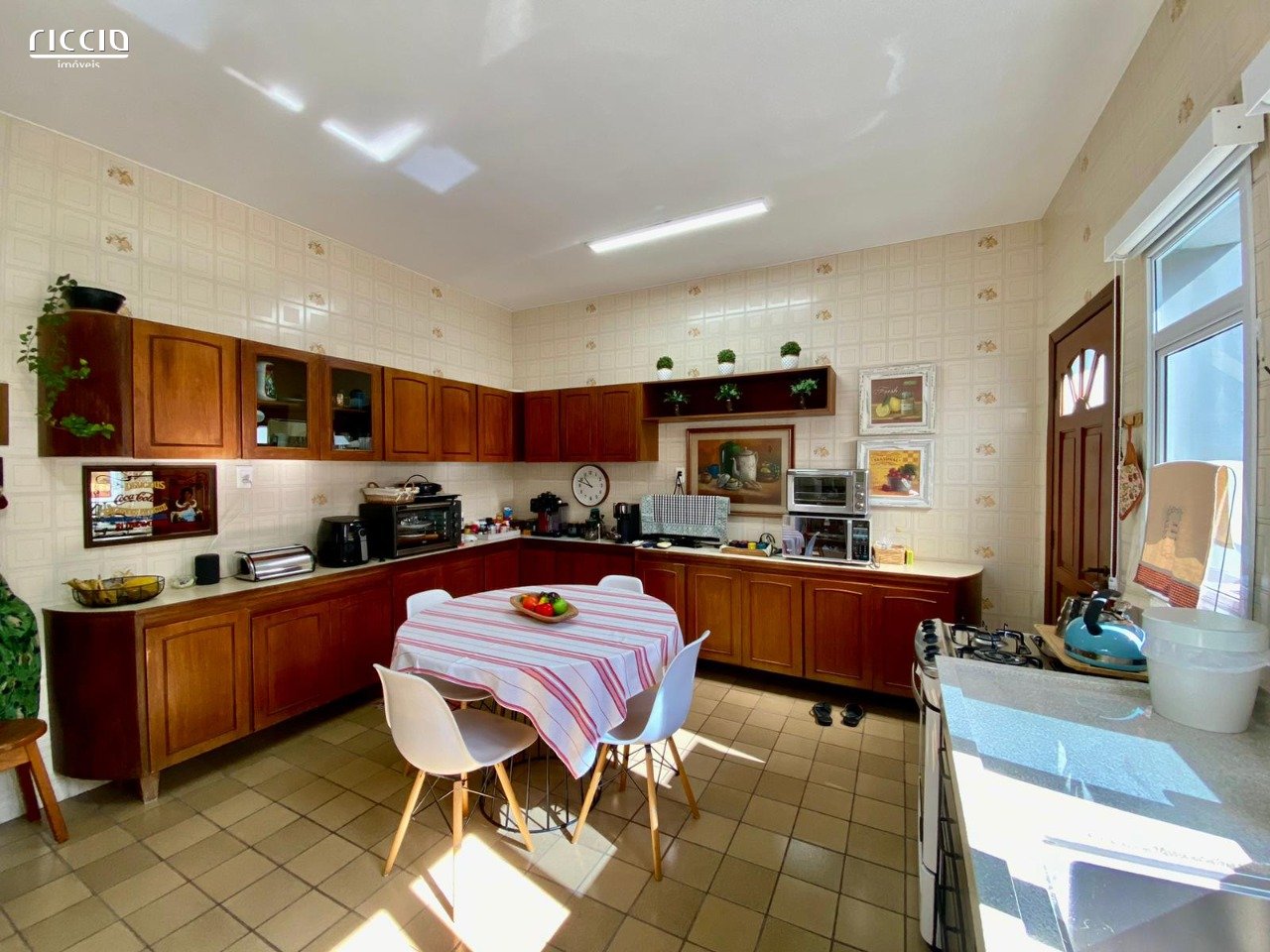 Casa em Condomínio à venda no Jardim das Colinas — imagem 26 de 49