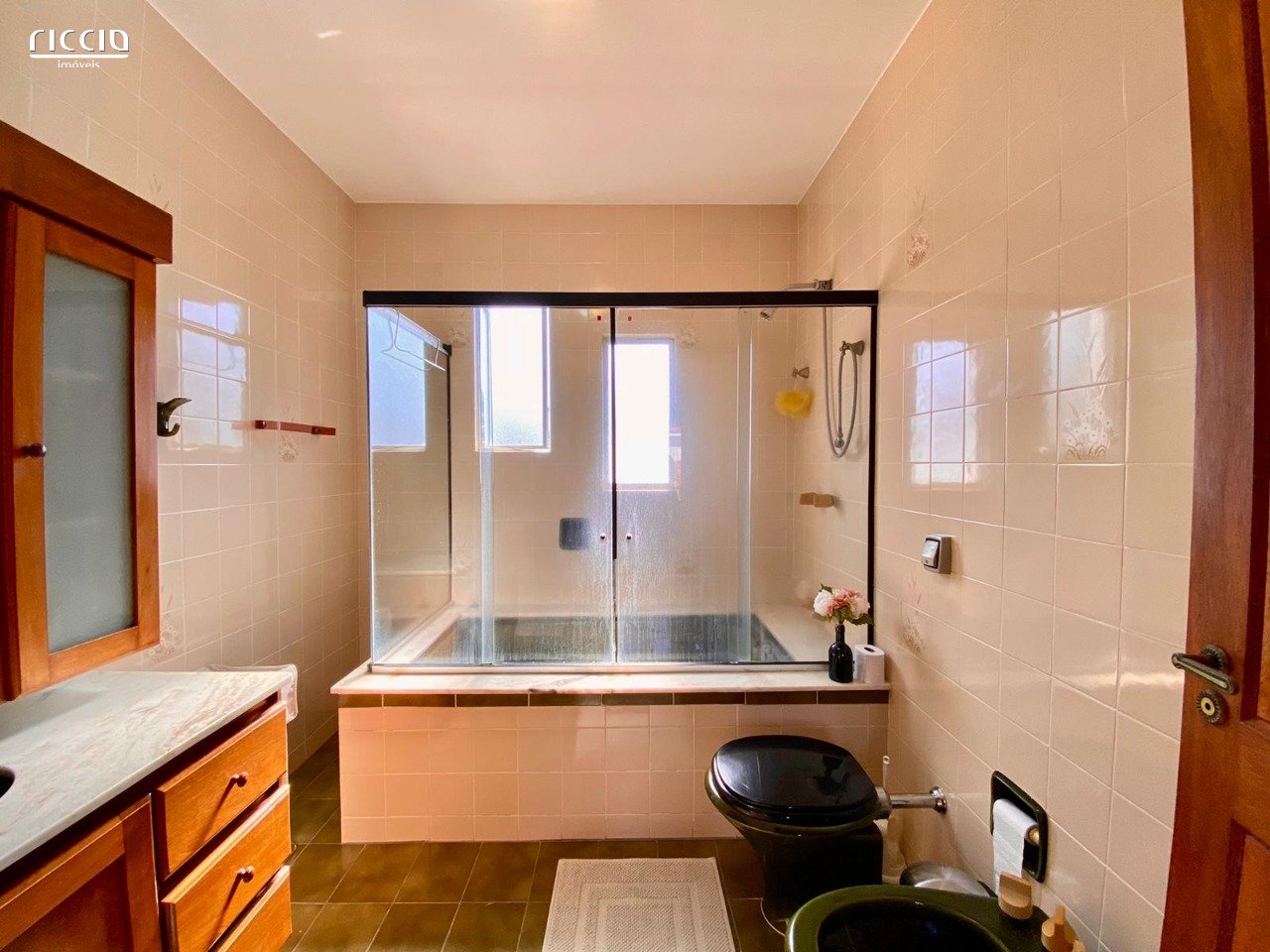 Casa em Condomínio à venda no Jardim das Colinas — imagem 45 de 49
