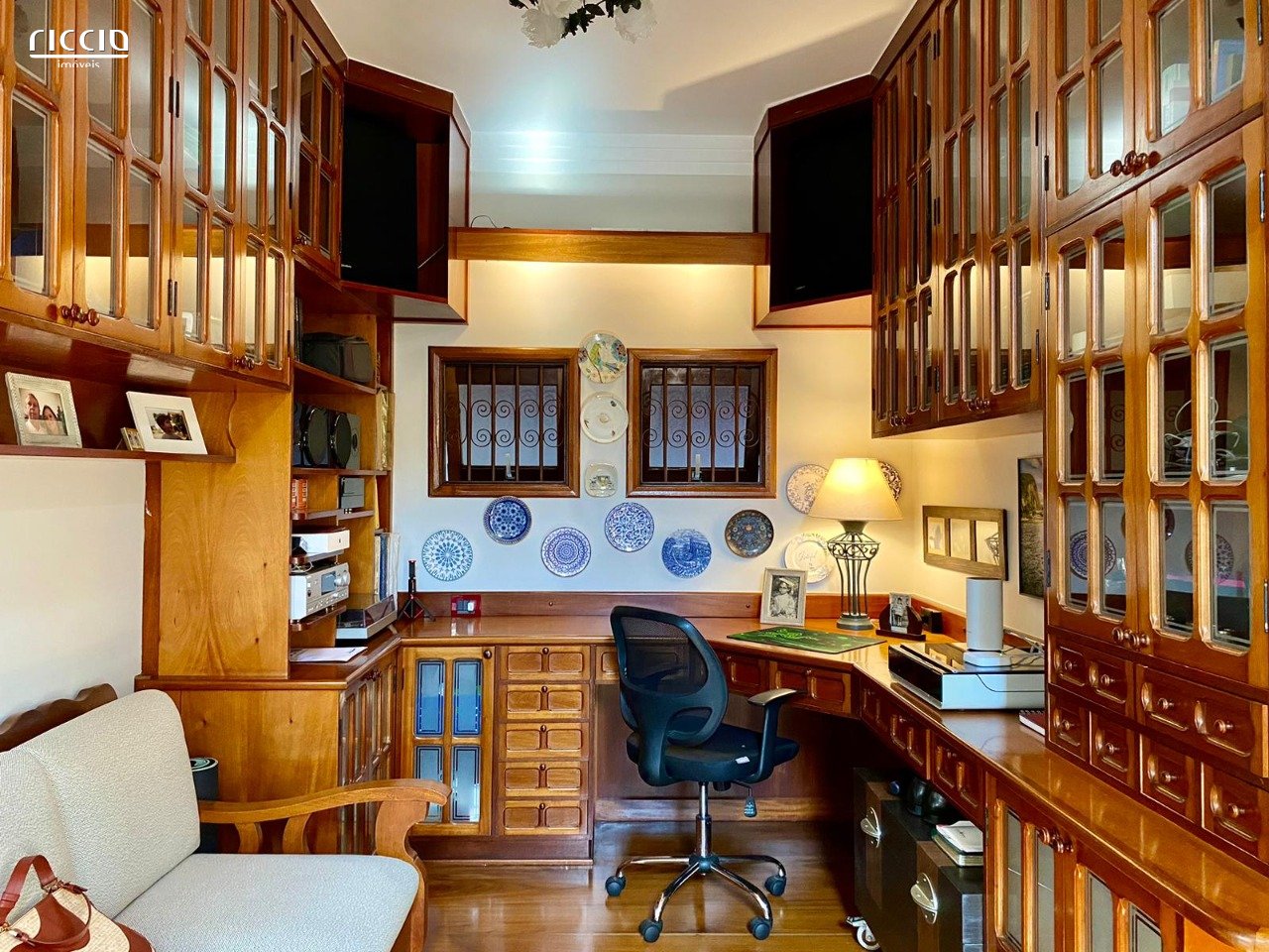 Casa em Condomínio à venda no Jardim das Colinas — imagem 18 de 49
