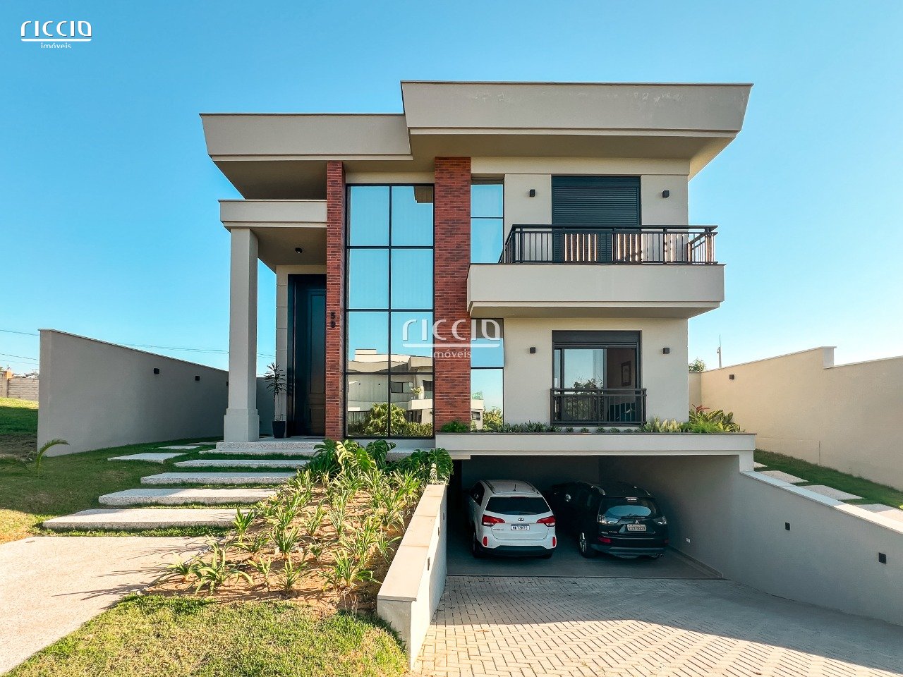 Casa à venda no Cond. Alphaville II, 3 SUÍTES, Construção de 400 m² e Área terreno: 500 m²,