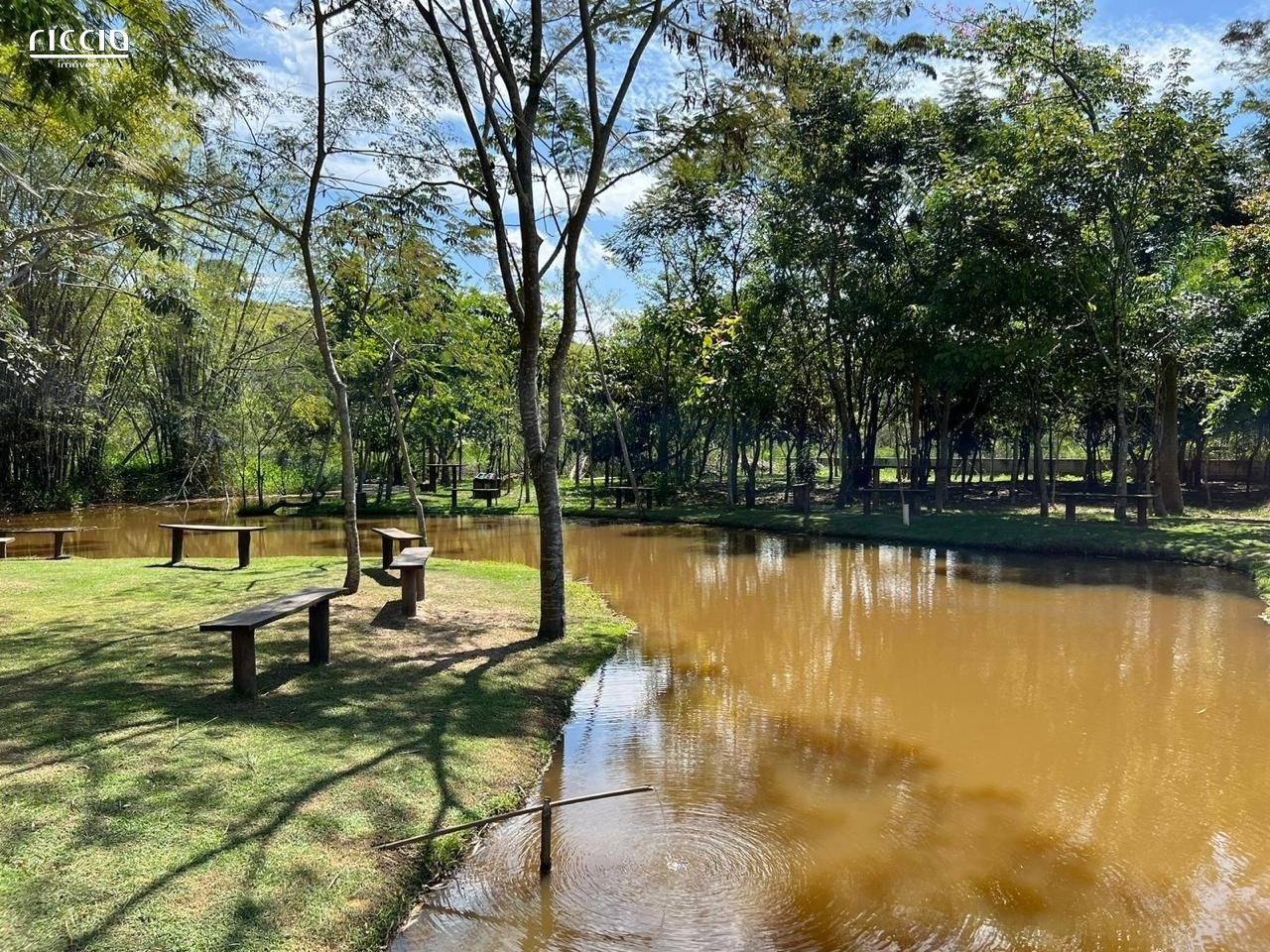 Terreno à venda no Putim — imagem 22 de 25