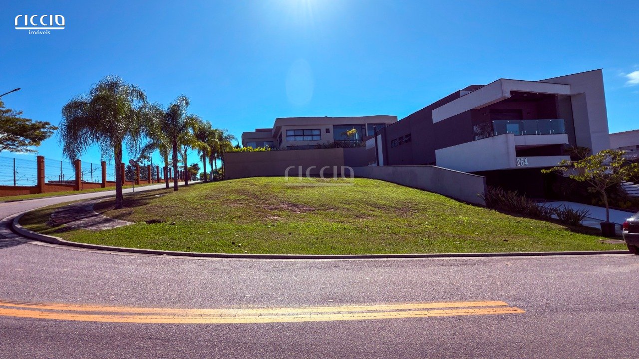 Terreno de Esquina à venda, 557 m² - Com Aclive -  Cond. Alphaville 1 Urbanova São José dos Campos/SP