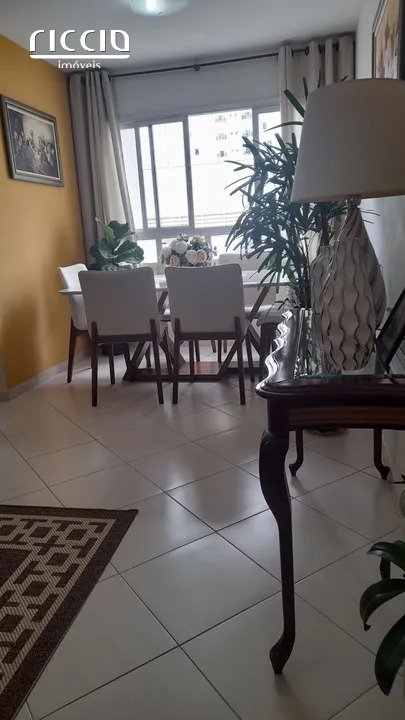Apartamento à venda no Jardim das Colinas — ambiente interno