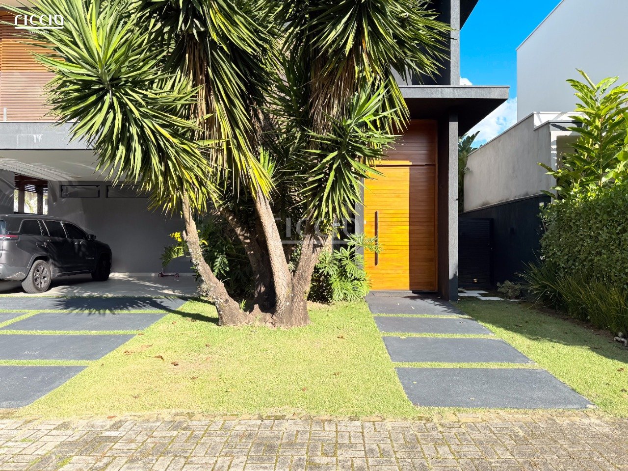 Casa em Condomínio à venda no Jardim do Golfe — ambiente interno