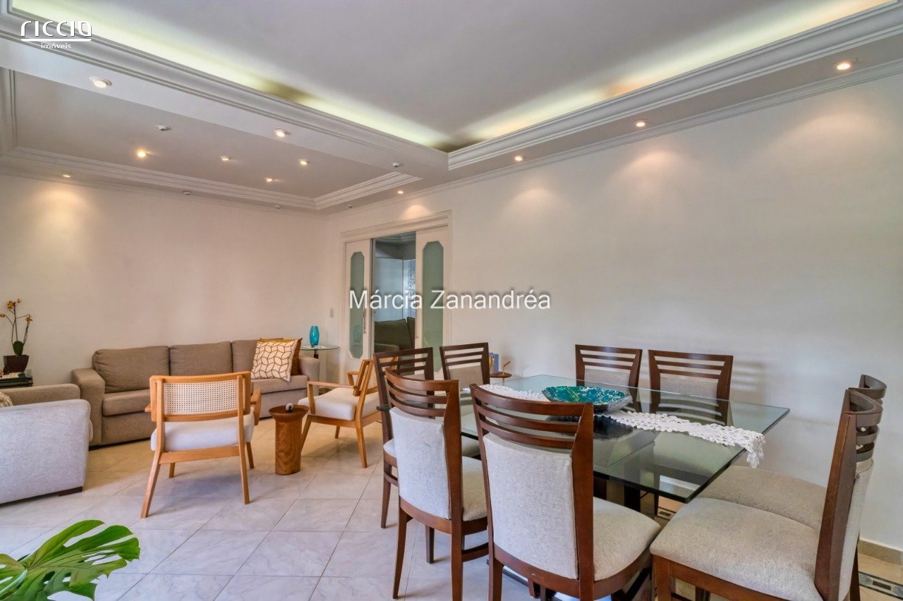 Apartamento no Bairro Vila Adyana em São José dos Campos