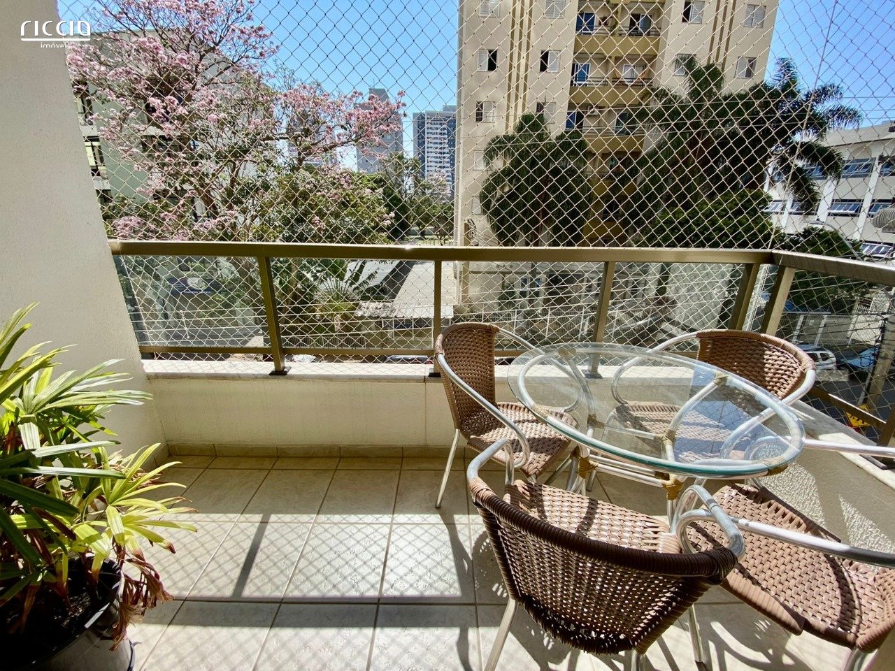 Apartamento à venda no Floradas de São José — ambiente interno