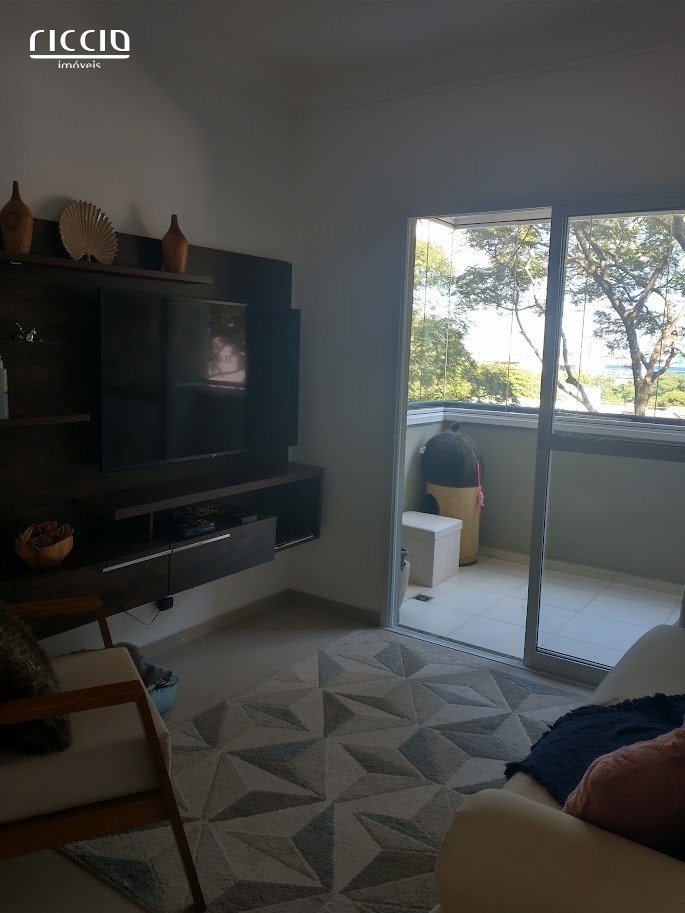 Edifício Monte Negro | Apartamento com 69m², Ampla Sacada e 2 Dormitórios no Parque Industrial - São José dos Campos/SP