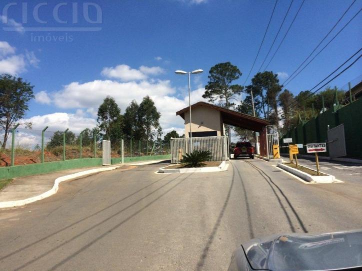 Casa em Condomínio à venda no Chácaras Cataguá — ambiente interno