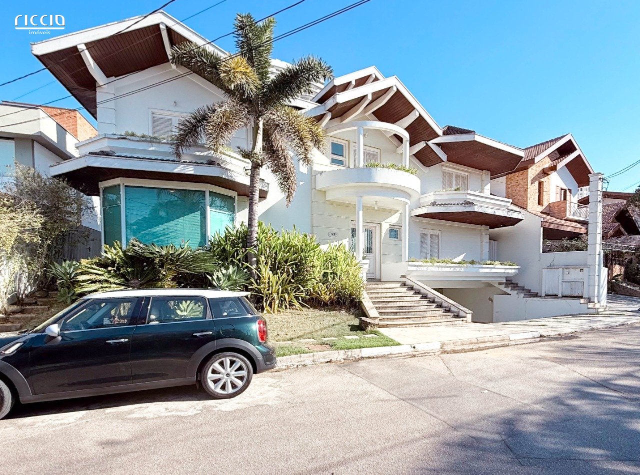 Casa em Condomínio à venda no Jardim Aquárius — ambiente interno