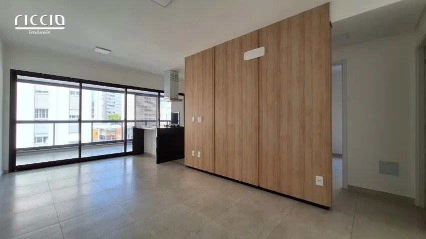 Apartamento no MayFair no bairro Vila Adyana em São José dos Campos