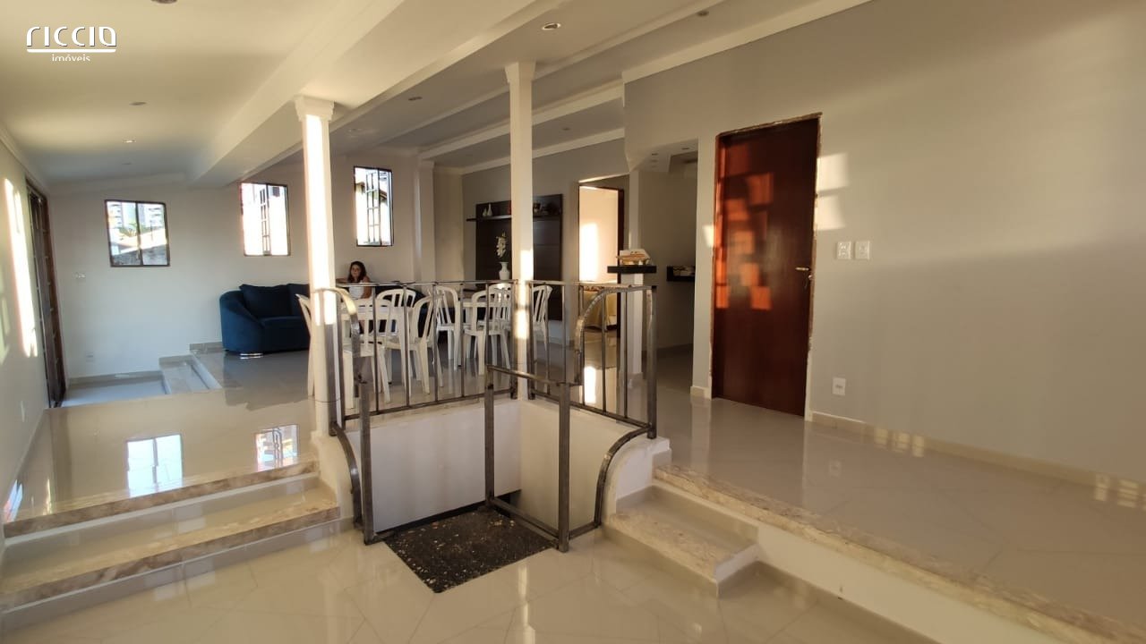 Casa à venda no Jardim das Indústrias — detalhe do imóvel
