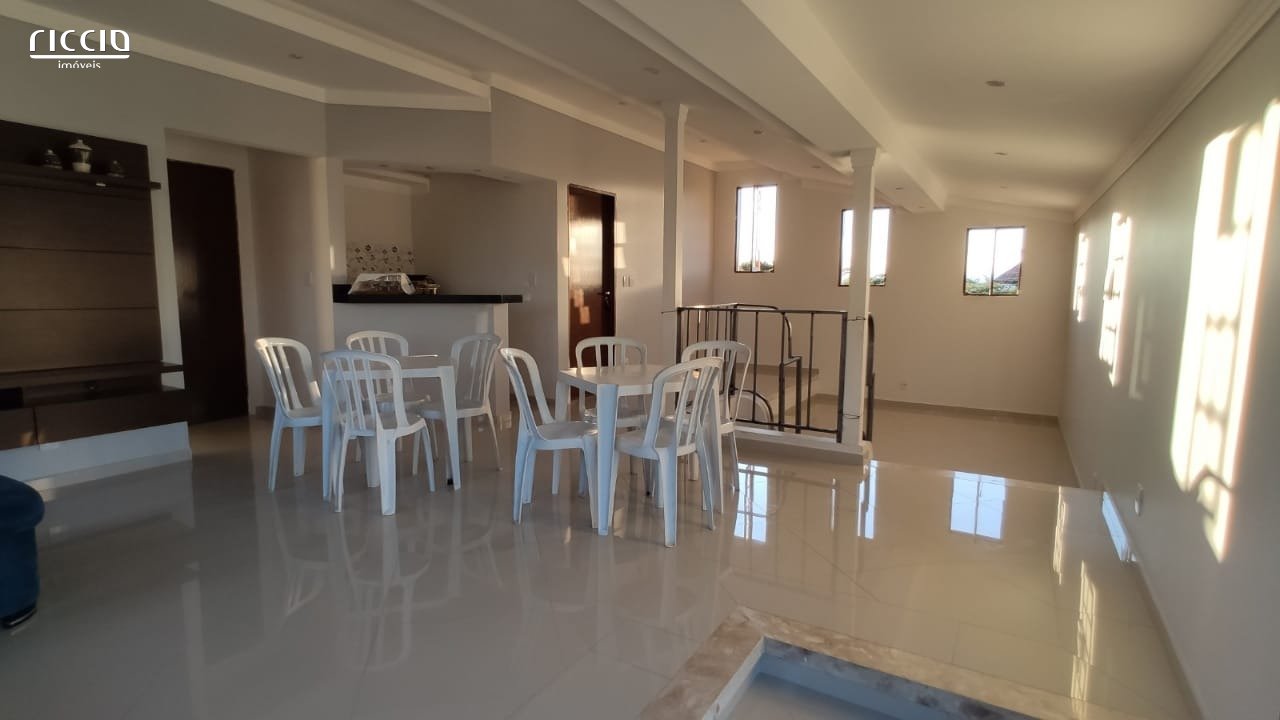 Casa à venda no Jardim das Indústrias — ambiente interno