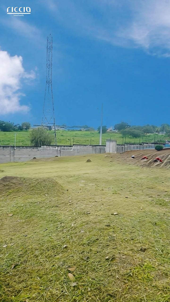 Terreno à venda no Jardim Residencial Golden Park — ambiente interno