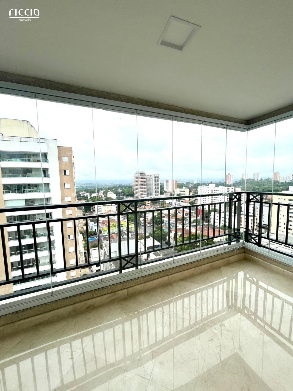 Apartamento à venda no Vila Ema — ambiente interno
