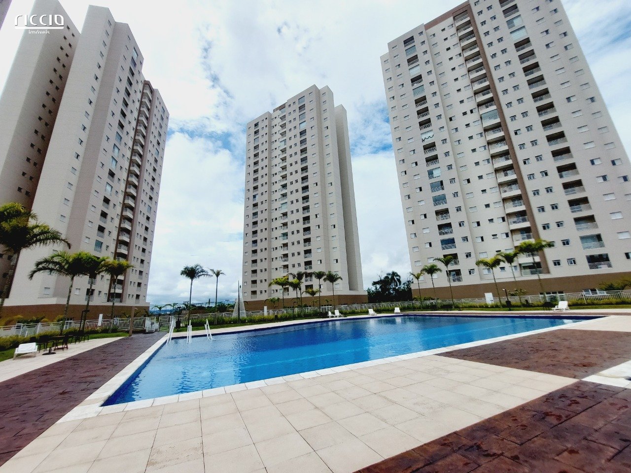 Edificio Floradas Arboville