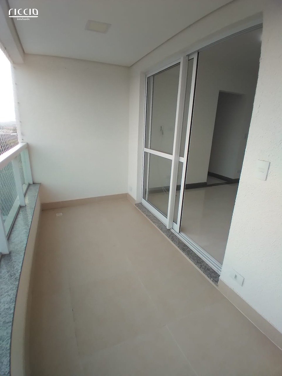 Apartamento à venda no Jardim Califórnia — ambiente interno