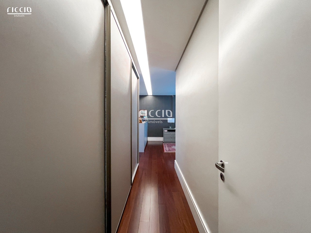 Apartamento à venda no Jardim das Colinas — imagem 19 de 31