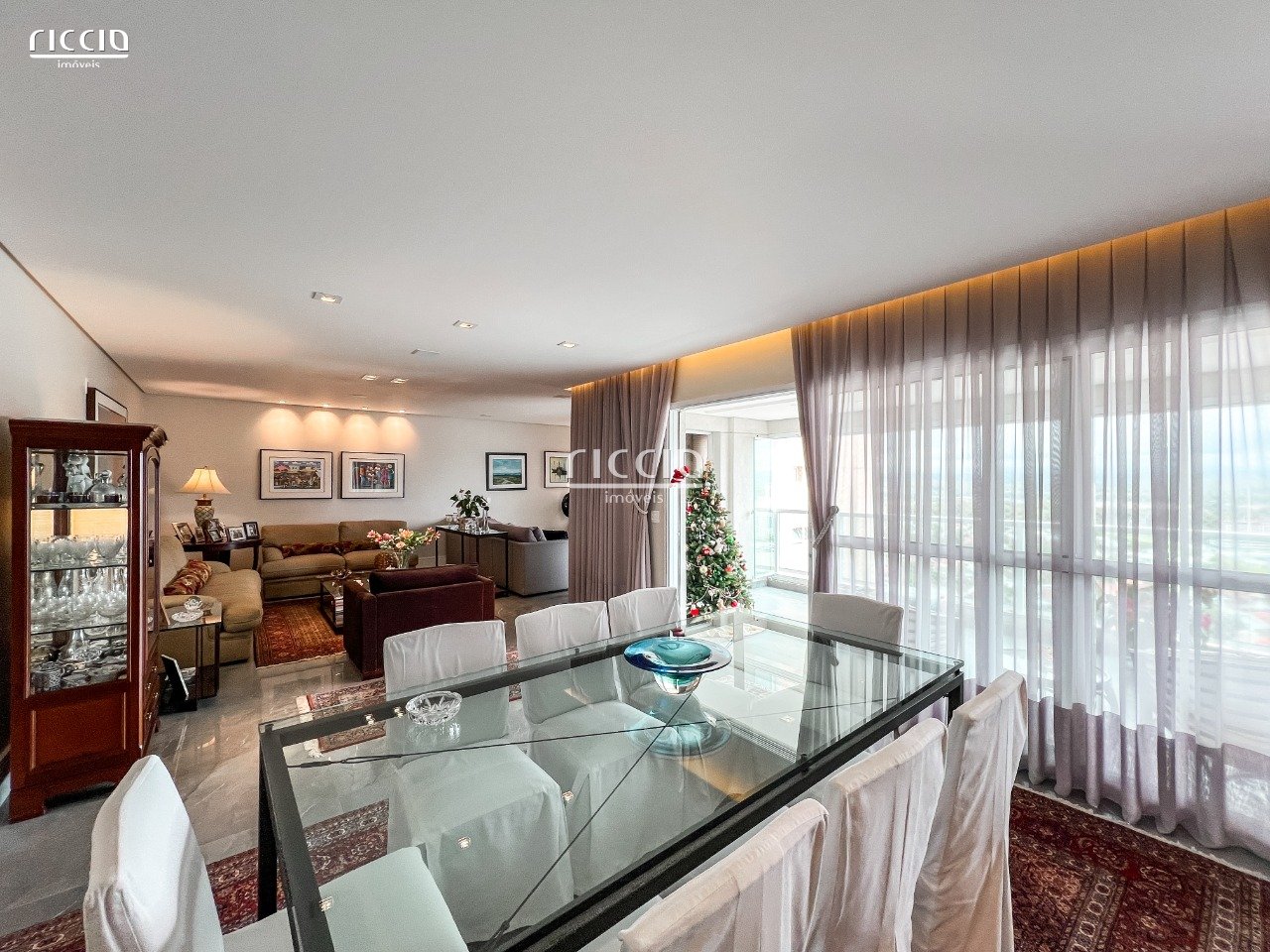 Apartamento à venda no Jardim das Colinas — imagem 4 de 31