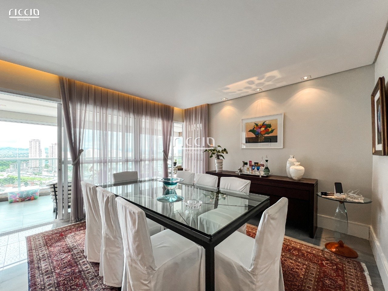 Apartamento à venda no Jardim das Colinas — ambiente interno